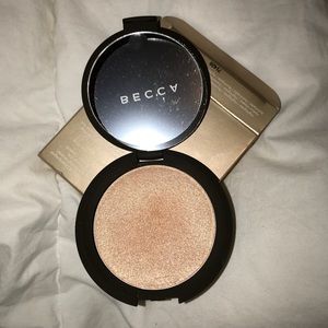 BECCA Champagne Pop